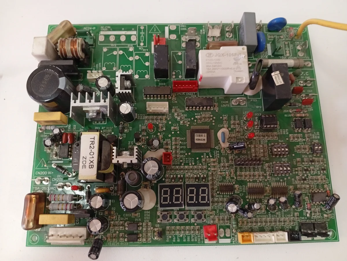 Placa Electrónica Aire Acondicionado TR2-01XB ZDE/029172B0