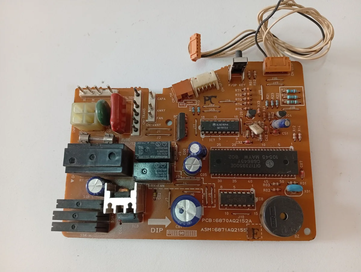 Placa Electrónica Aire Acondicionado 6870AQ2152A/6871AQ2155E