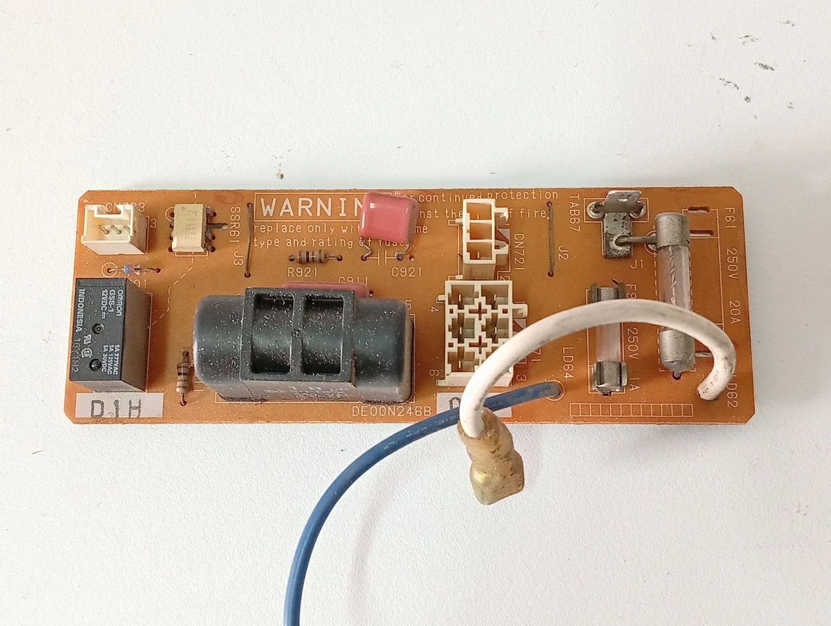 Placa Electrónica Aire Acondicionado DE00N246B03