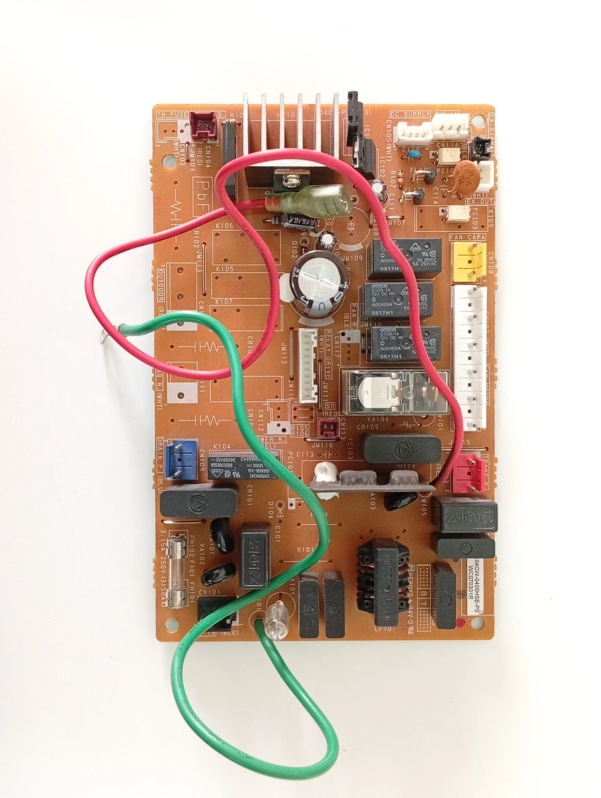 Placa Electrónica Aire Acondicionado GENERAL K04CW-0405HSE-P0 WC070301R