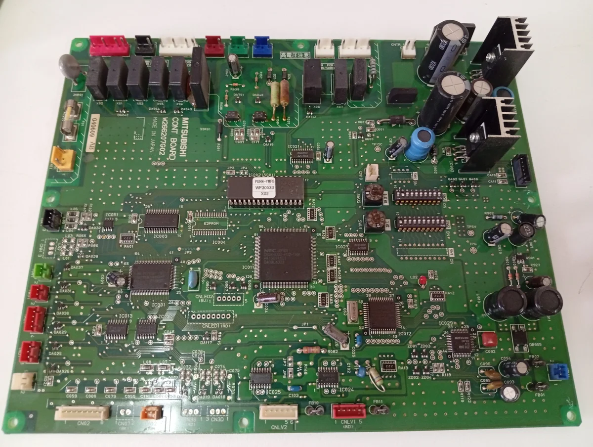Placa Electrónica Aire Acondicionado CONT BOARD W266207G02/040609 AB/PUHN-YMFB/ WF30533/X02