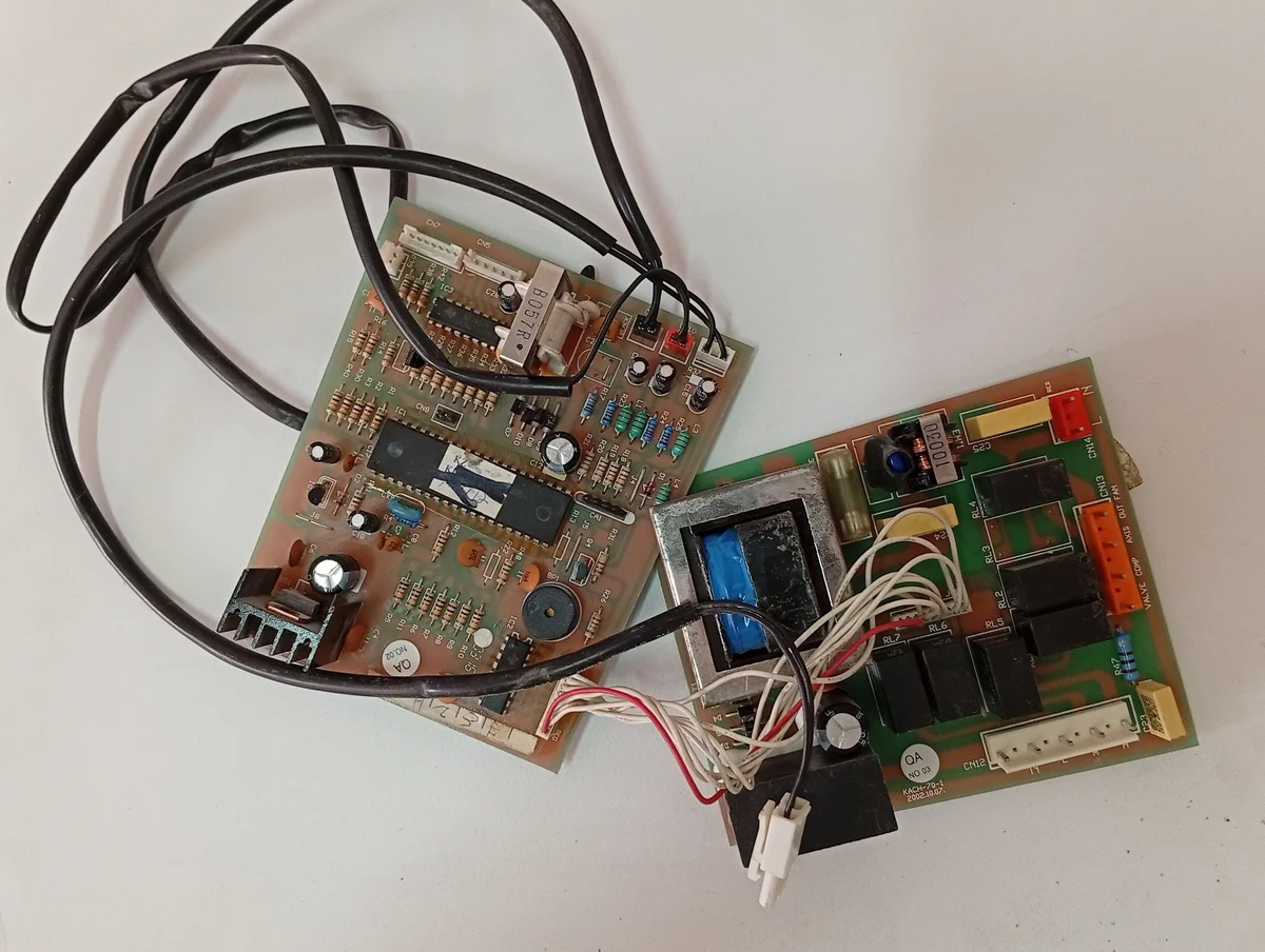 Placa Electrónica Aire Acondicionado AC240/KACH-70-1