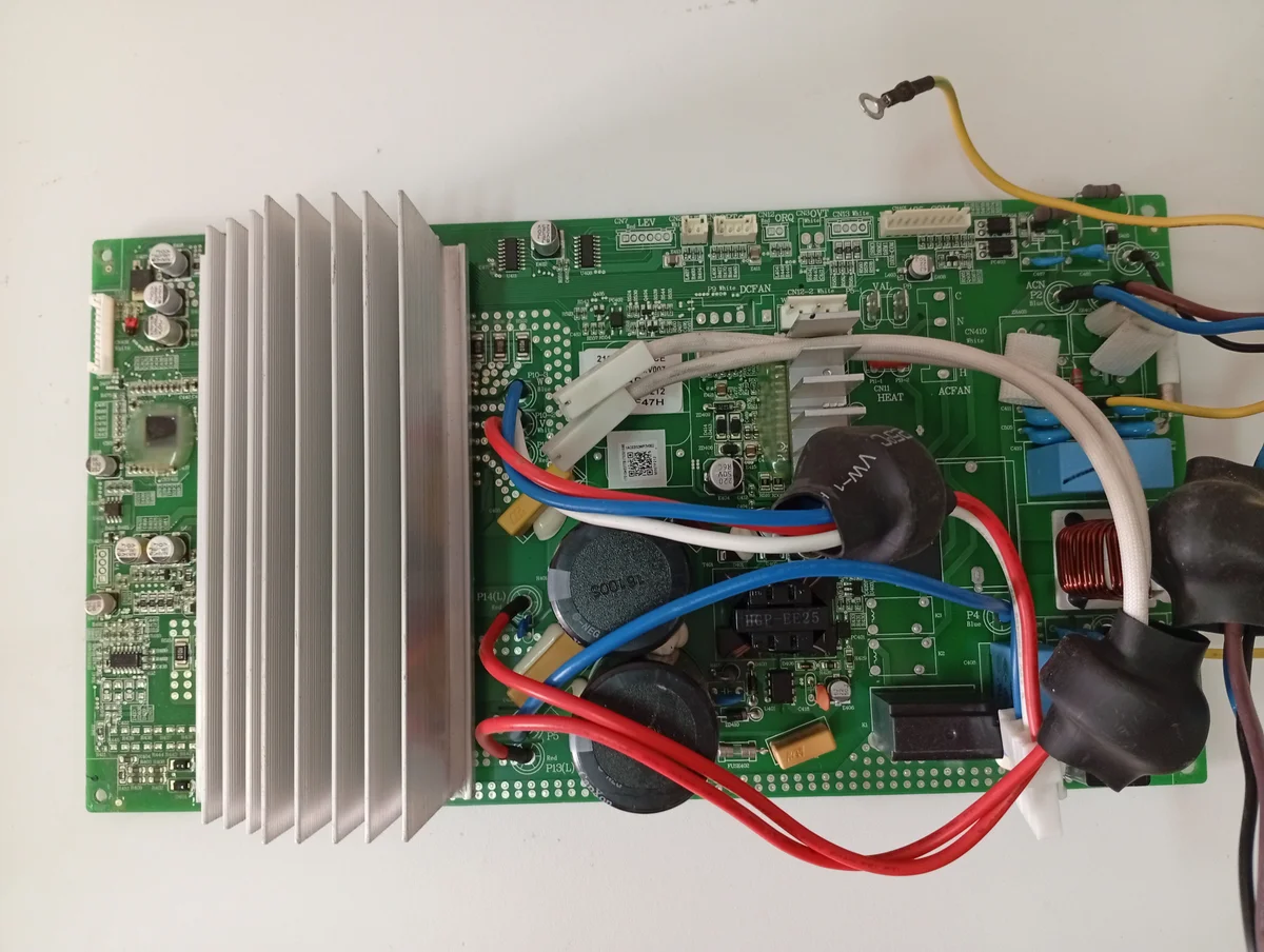 Placa Electrónica Aire Acondicionado AC02IG8.RWP.150512/AR05020277/210900425N_CE