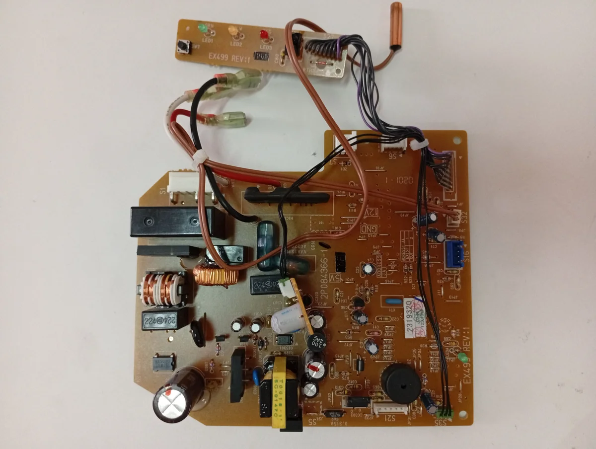 Placa Electrónica Aire Acondicionado 2P084366-1/2319320
