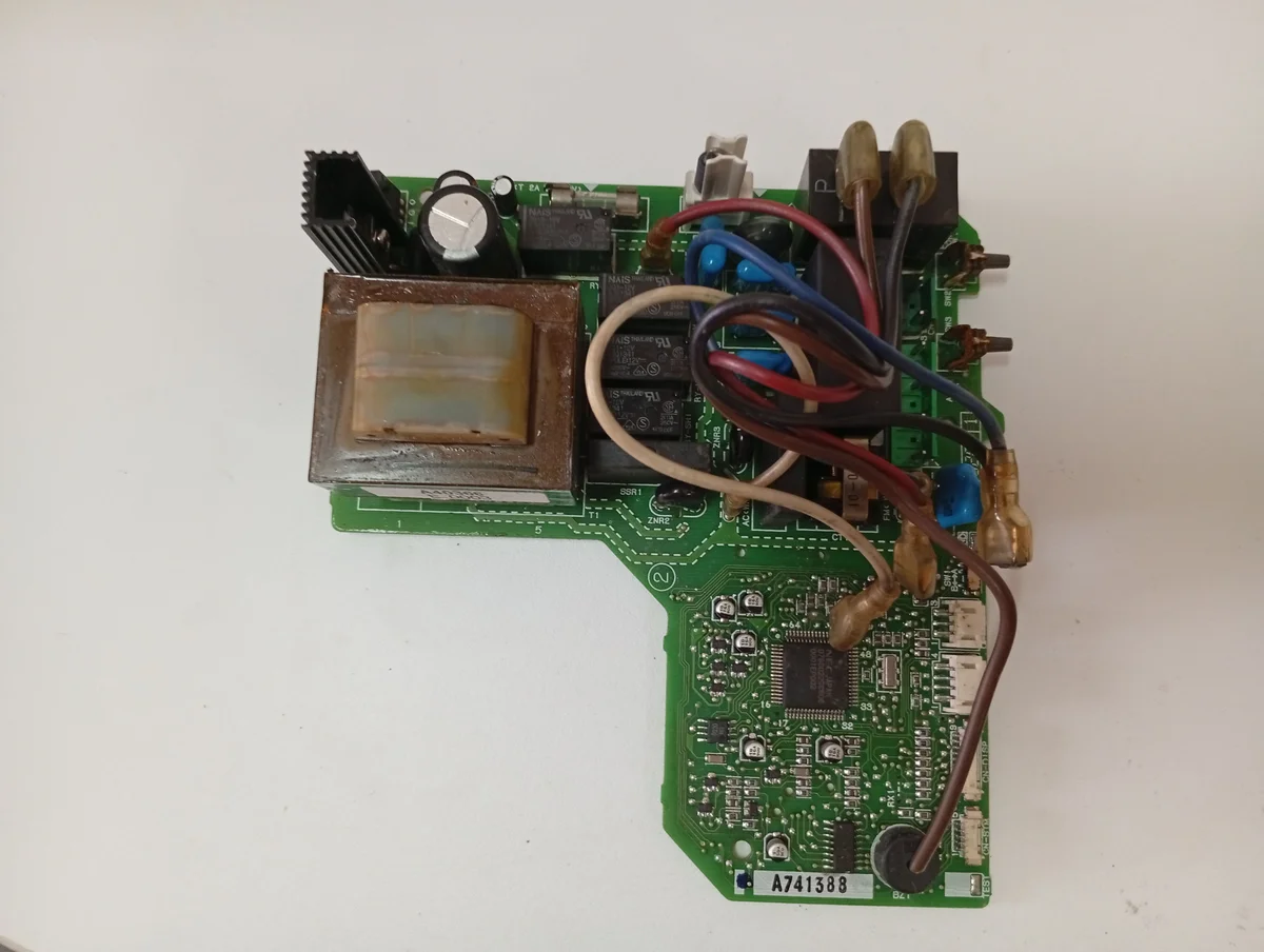 Placa Electrónica Aire Acondicionado A741388/A71830