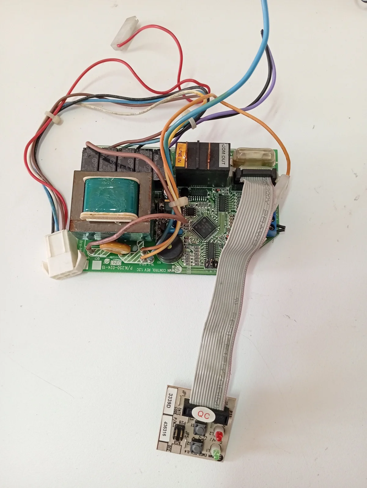 Placa Electrónica Aire Acondicionado MNE-20-BC/WMN CONTROL REV 1.2C/ P/N.250-024-15/911-052-16/436316