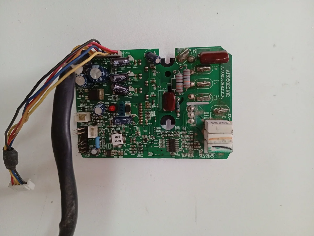 Placa Electrónica Aire Acondicionado AR05020182