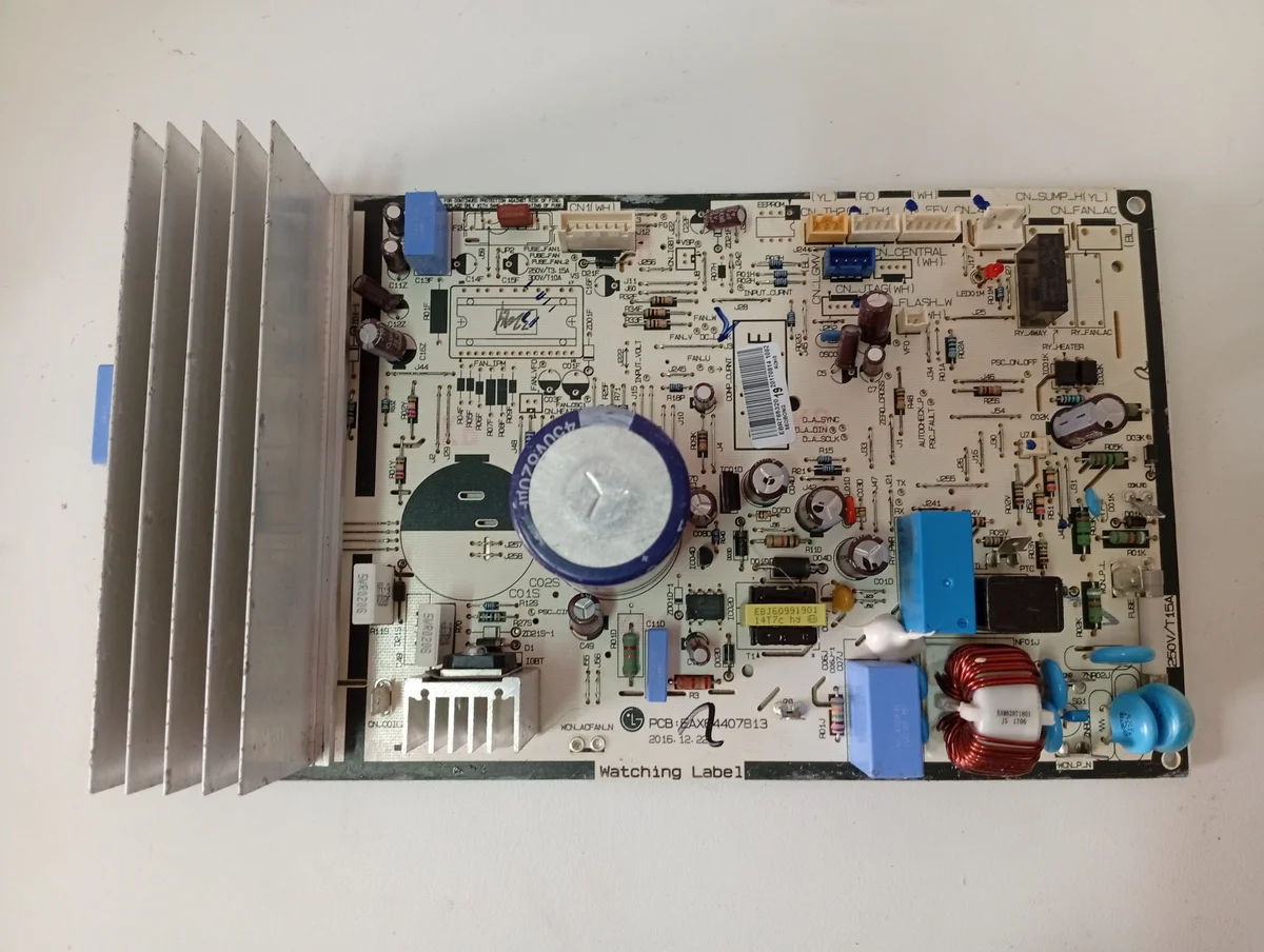 Placa Electrónica Aire Acondicionado EAX64407813/EBR78632019201708141092 SEOBONG