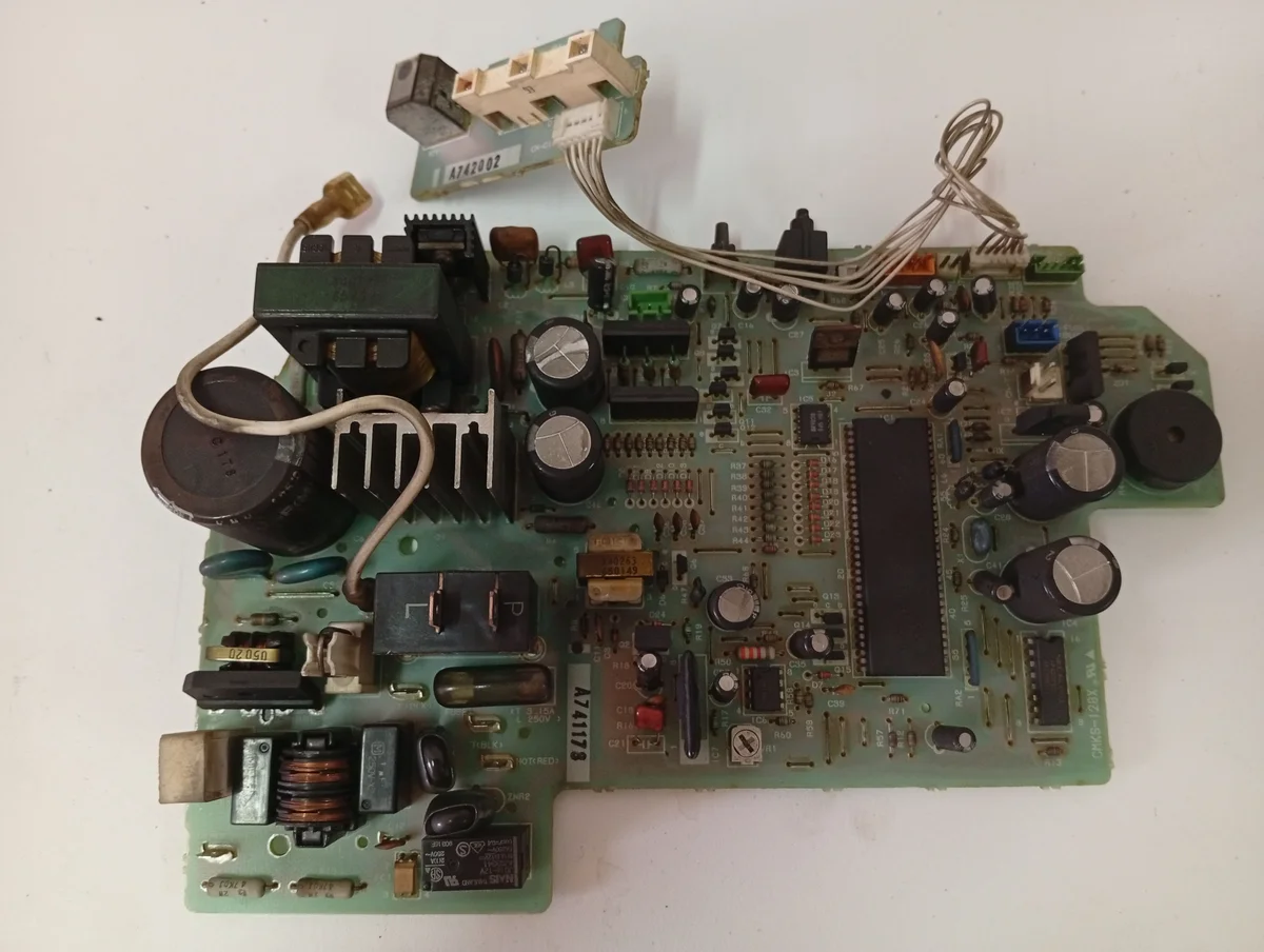 Placa Electrónica Aire Acondicionado CMKS-128X/A741178/A742002