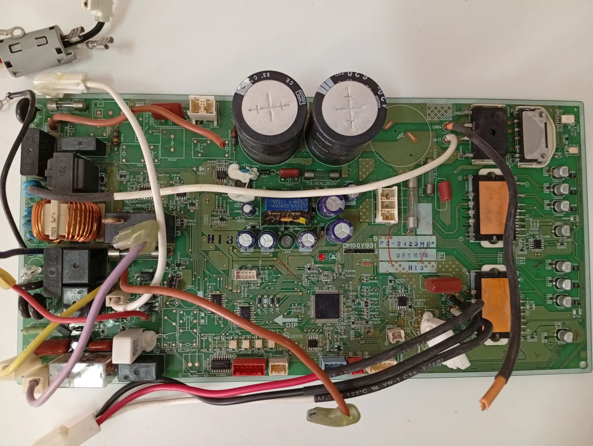 Placa Electrónica Aire Acondicionado DM00Y931/BP2-2423MR