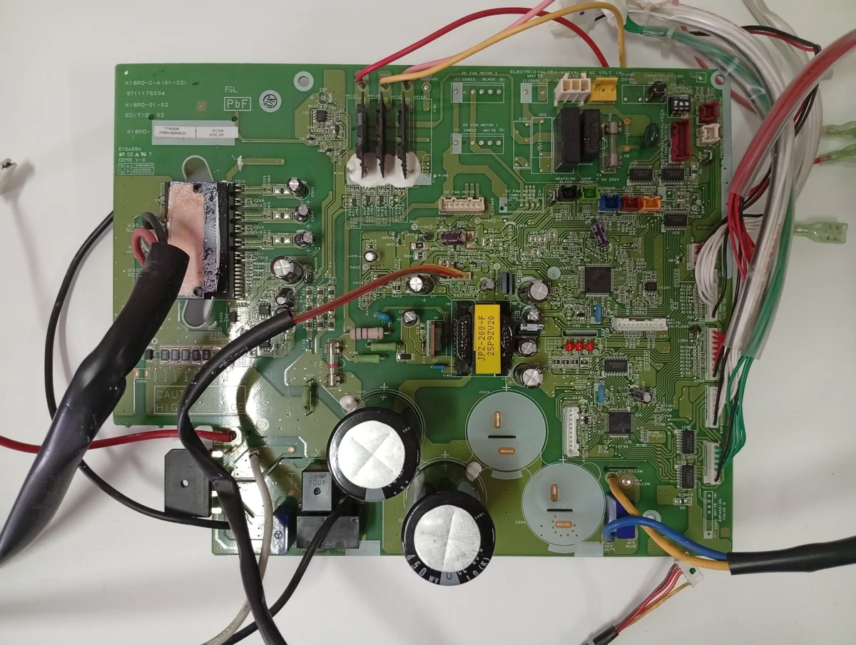 Placa Electrónica Aire Acondicionado K18RD-C-A(01-02)/9711176004