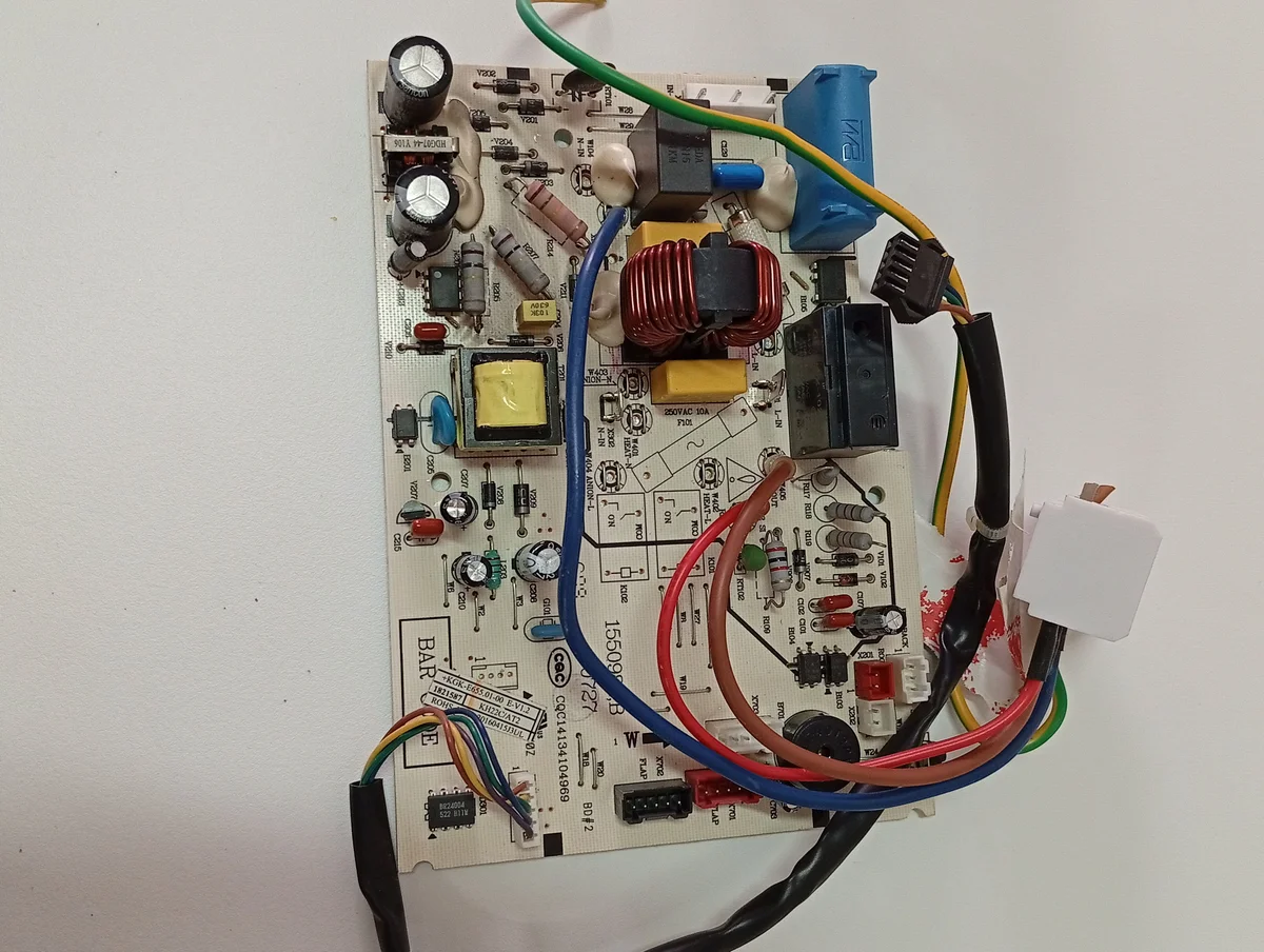 Placa Electrónica Aire Acondicionado CQC14134104969/1550982B