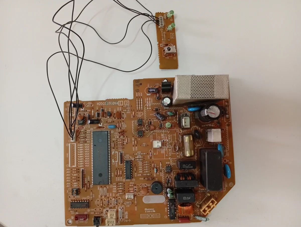 Placa Electrónica Aire Acondicionado DE00N209B/SE76A728G01/H2D007G06M