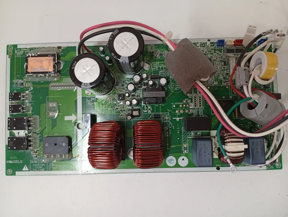 Placa Electrónica Aire Acondicionado 9710425011/K15DC-01-05/K15DC-C-A (01-05)/K15DC-1703HUE-C1 A25