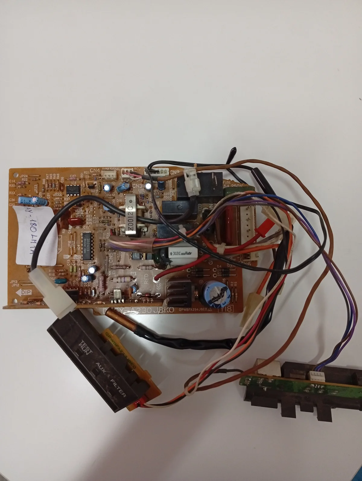 Placa Electrónica Aire Acondicionado DSGY-A230 JBKO/AY-180LM1A