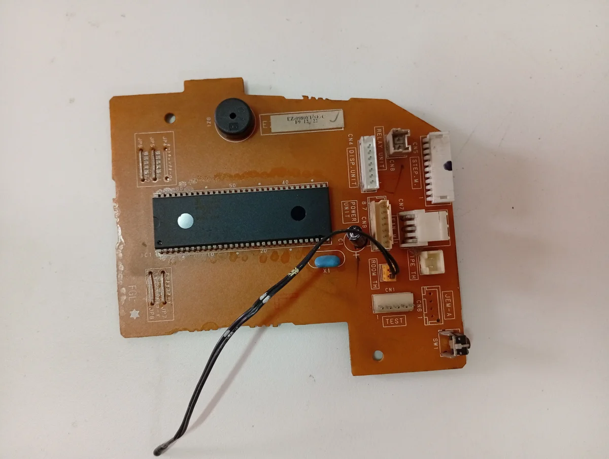 Placa Electrónica Aire Acondicionado EZ-0980EL-SE-C/ F9 12 22/PWB GM6851-02/1300480028/L5LZ-02