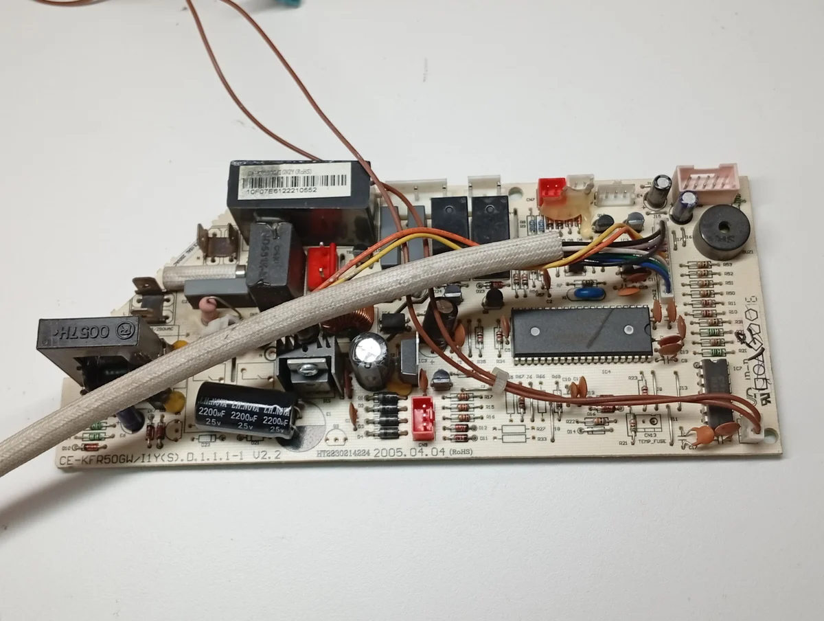 Placa Electrónica Aire Acondicionado CE-KFR50GW/I1Y(S).D.1.1.1-1 V2.2/HT2230214224