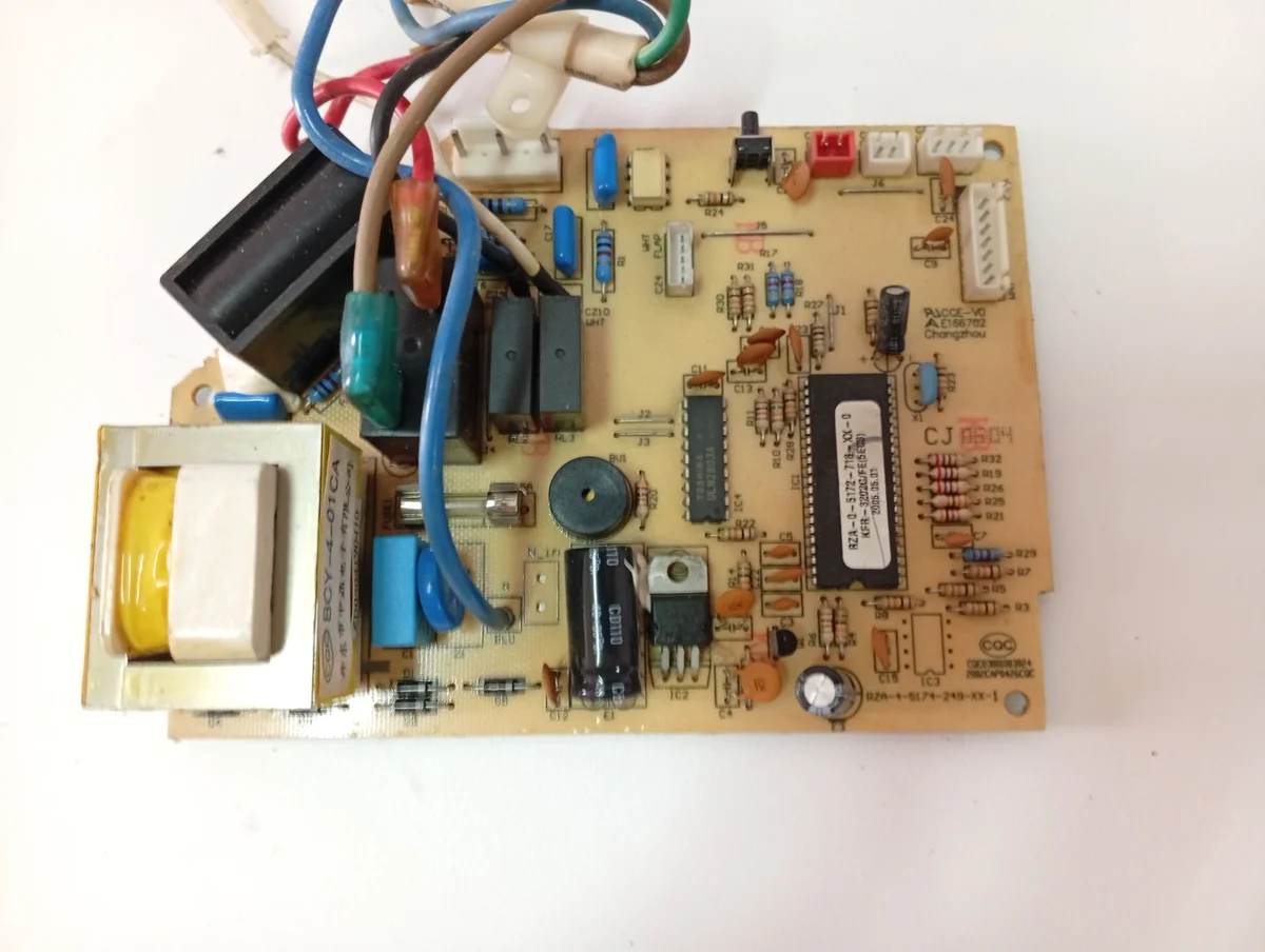 Placa Electrónica Aire Acondicionado RZA-4-5174-249-XX-1/RZA-0-5172-718-XX-0/KFR-3202G/FE(5EC3)