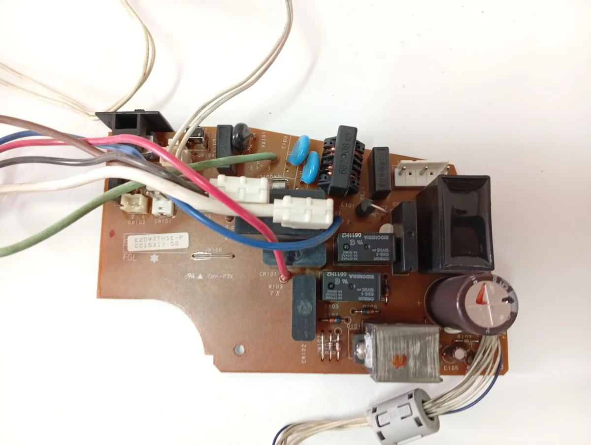 Placa Electrónica Aire Acondicionado EZ097THSE-P/9702428013/K7MR-01