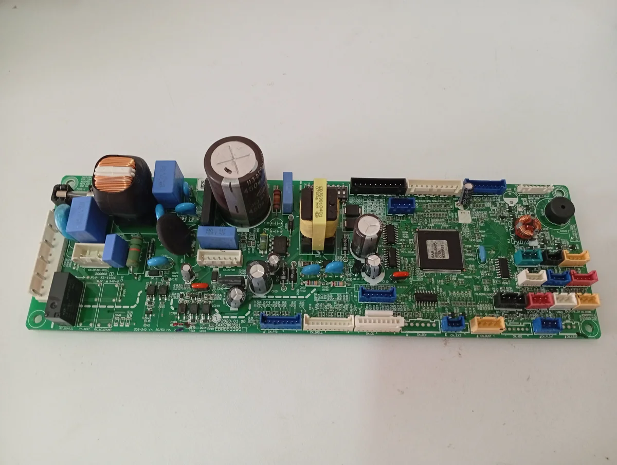 Placa Electrónica Aire Acondicionado EAX67803501/EBR863396/EBR86339606