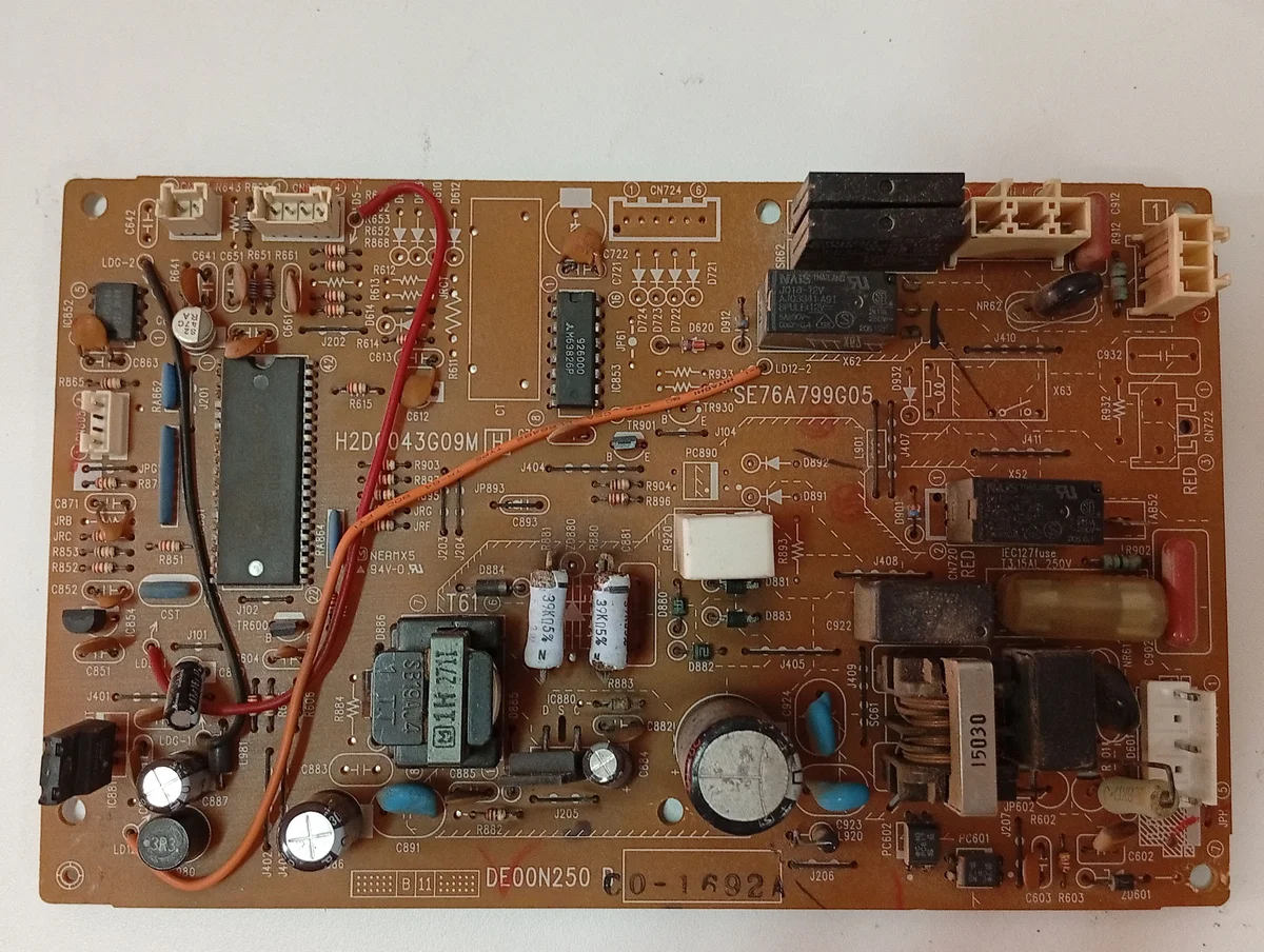 Placa Electrónica Aire Acondicionado H2DC043G09M/DE00N250B/SE76A799G05/C0-1692A