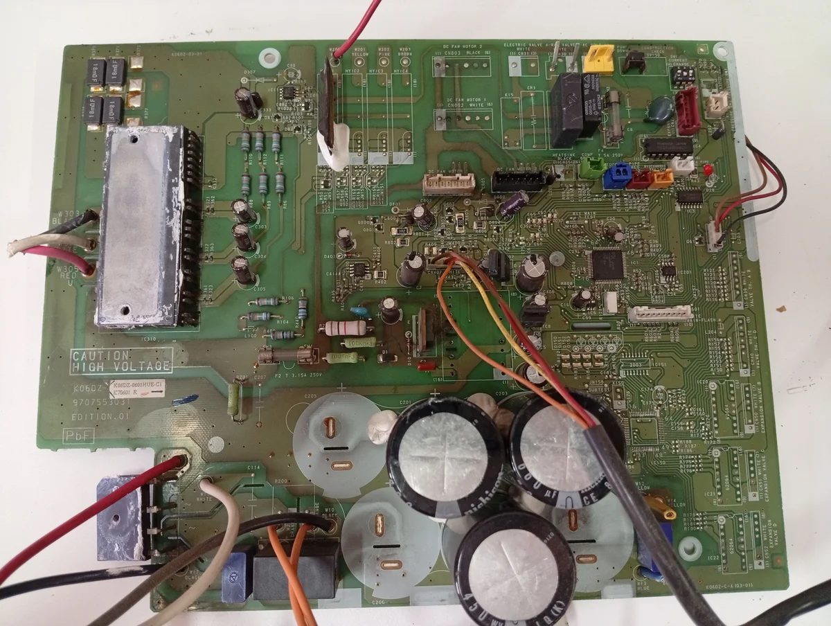 Placa Electrónica Aire Acondicionado K06DZ-0601HUE-C1/9707553031