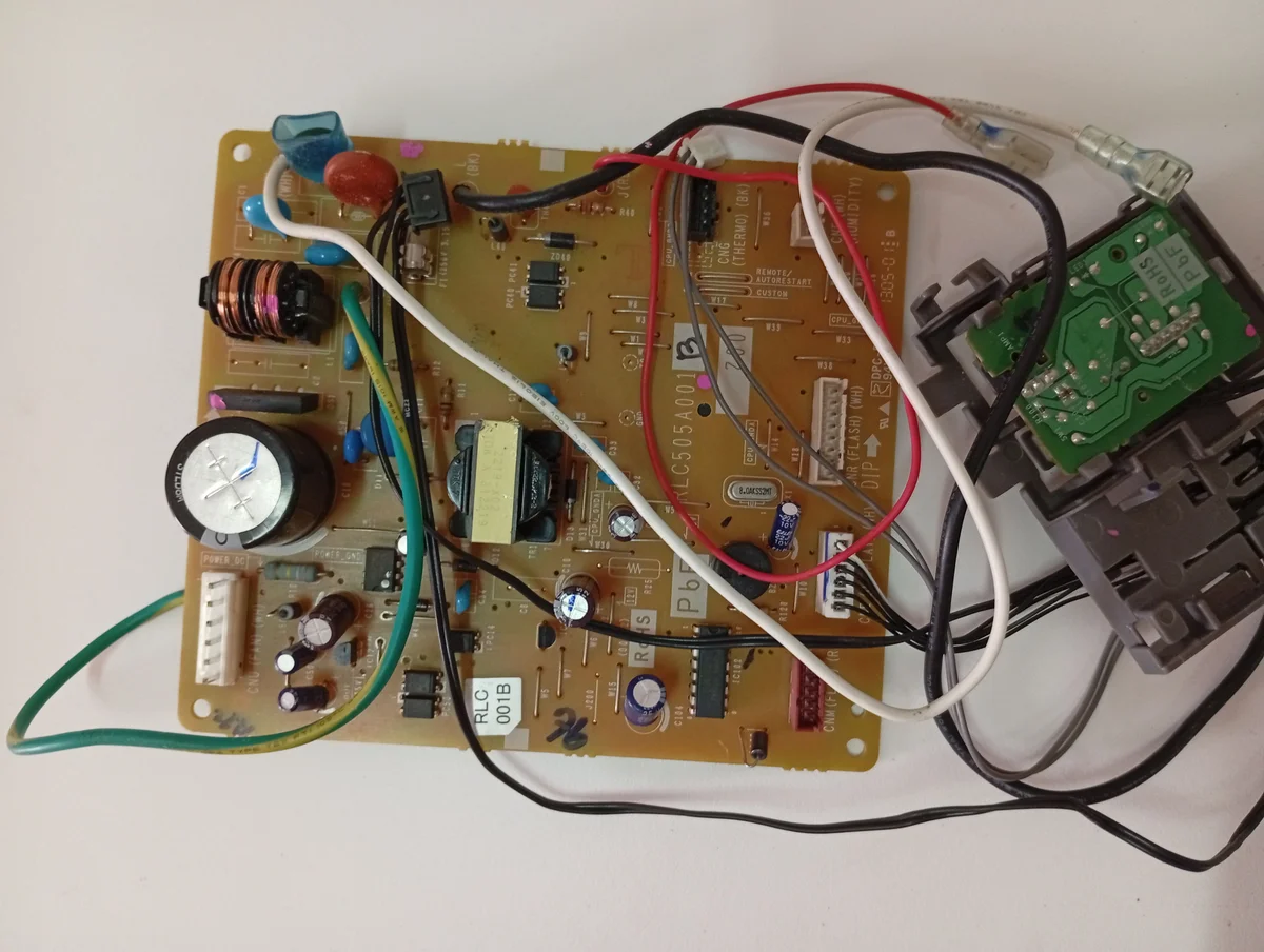 Placa Electrónica Aire Acondicionado RLC505A001B