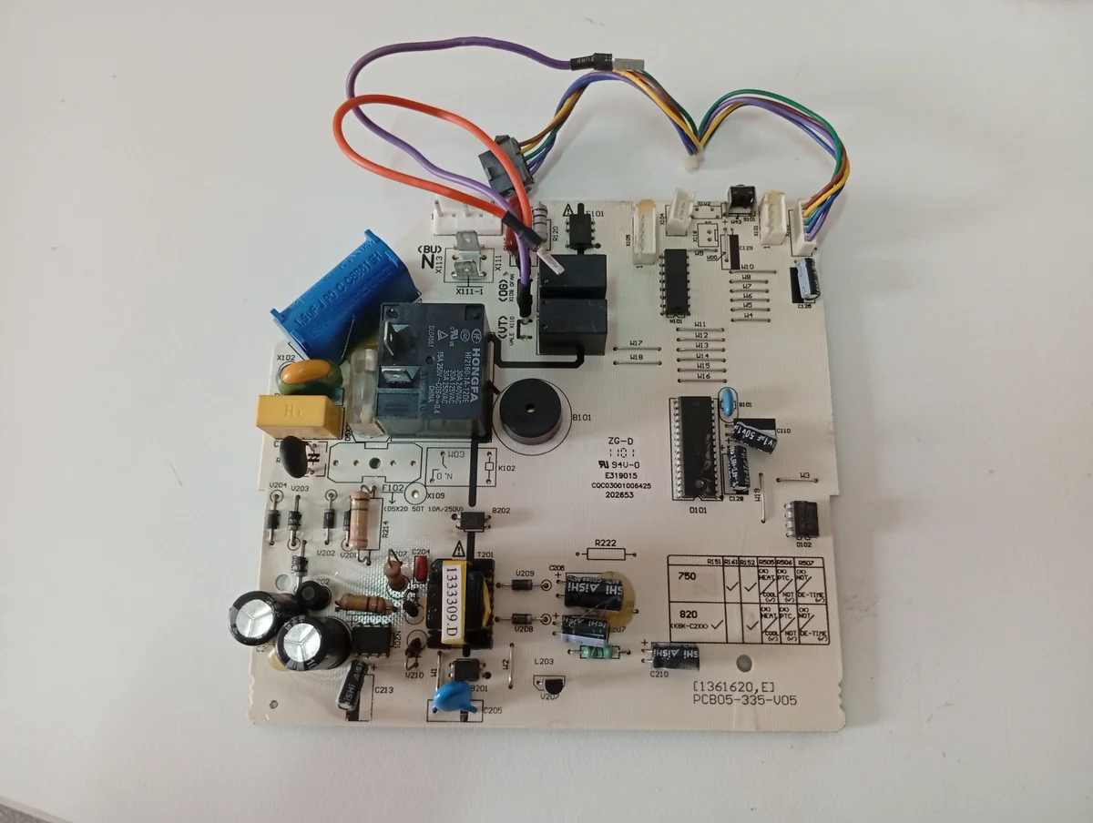 Placa Electrónica Aire Acondicionado PCB05-335-V05 [1361620,E]/CQC03001006425