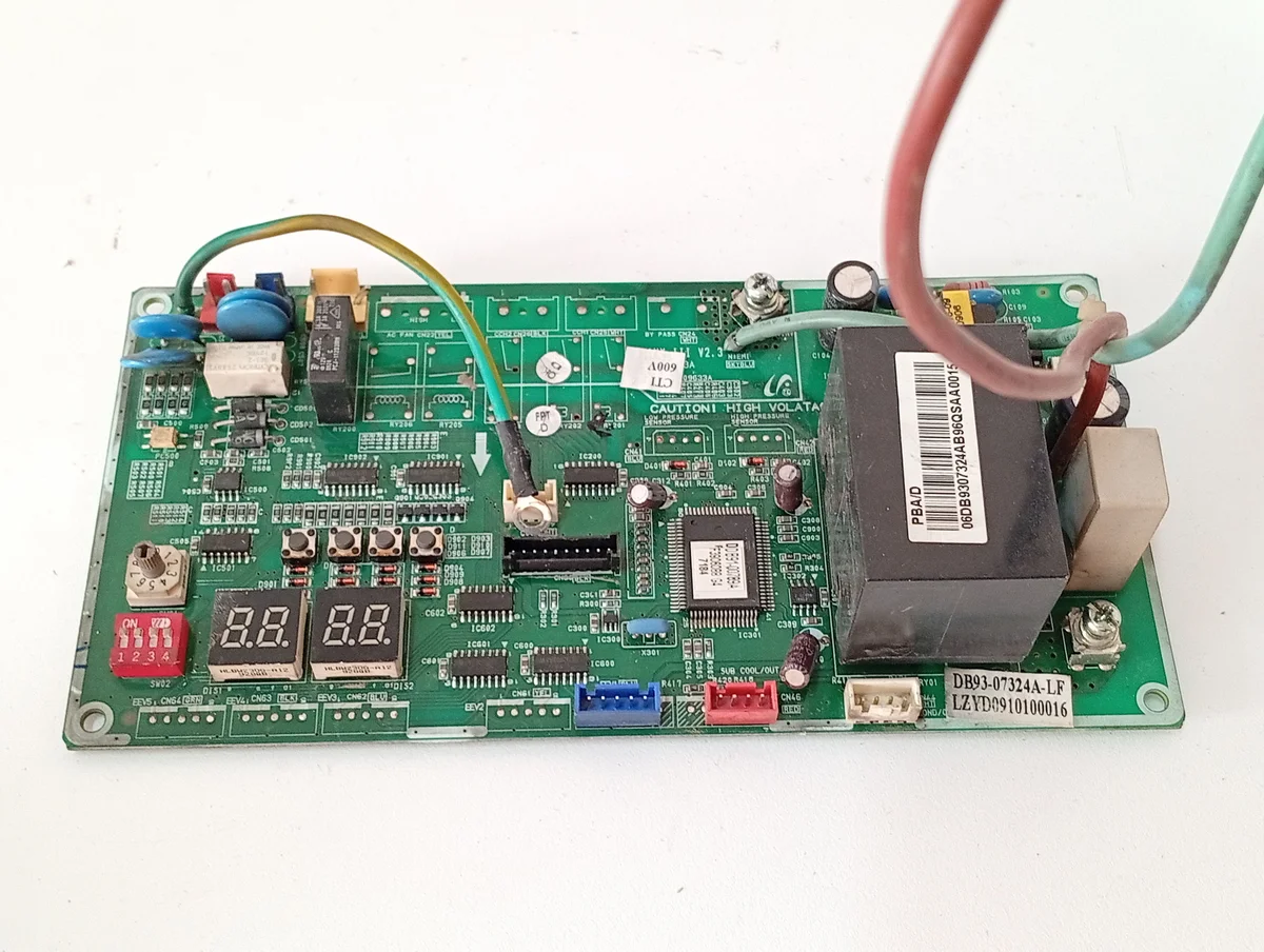 Placa Electrónica Aire Acondicionado DB93-07324A-LF/LZYD0910100016/06DB9307324AB96QSAA0015/DB91-00789A