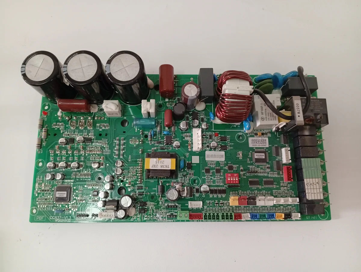 Placa Electrónica Aire Acondicionado CC837-V1.3/YF20210122/2021051501010395/G0010259HY473299