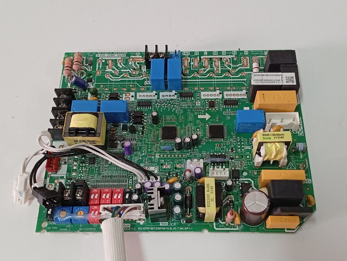 Placa Electrónica Aire Acondicionado 17123000002112/EU-KFR160T2/BP3N1X-B.JD.T.NK.NP1-1