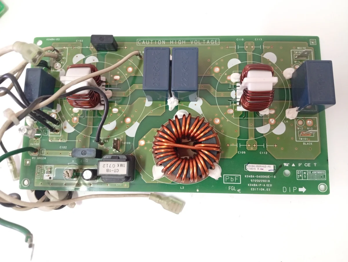 Placa Electrónica Aire Acondicionado K04BA-0400HUE-P0/K04BA-050HUE-P0