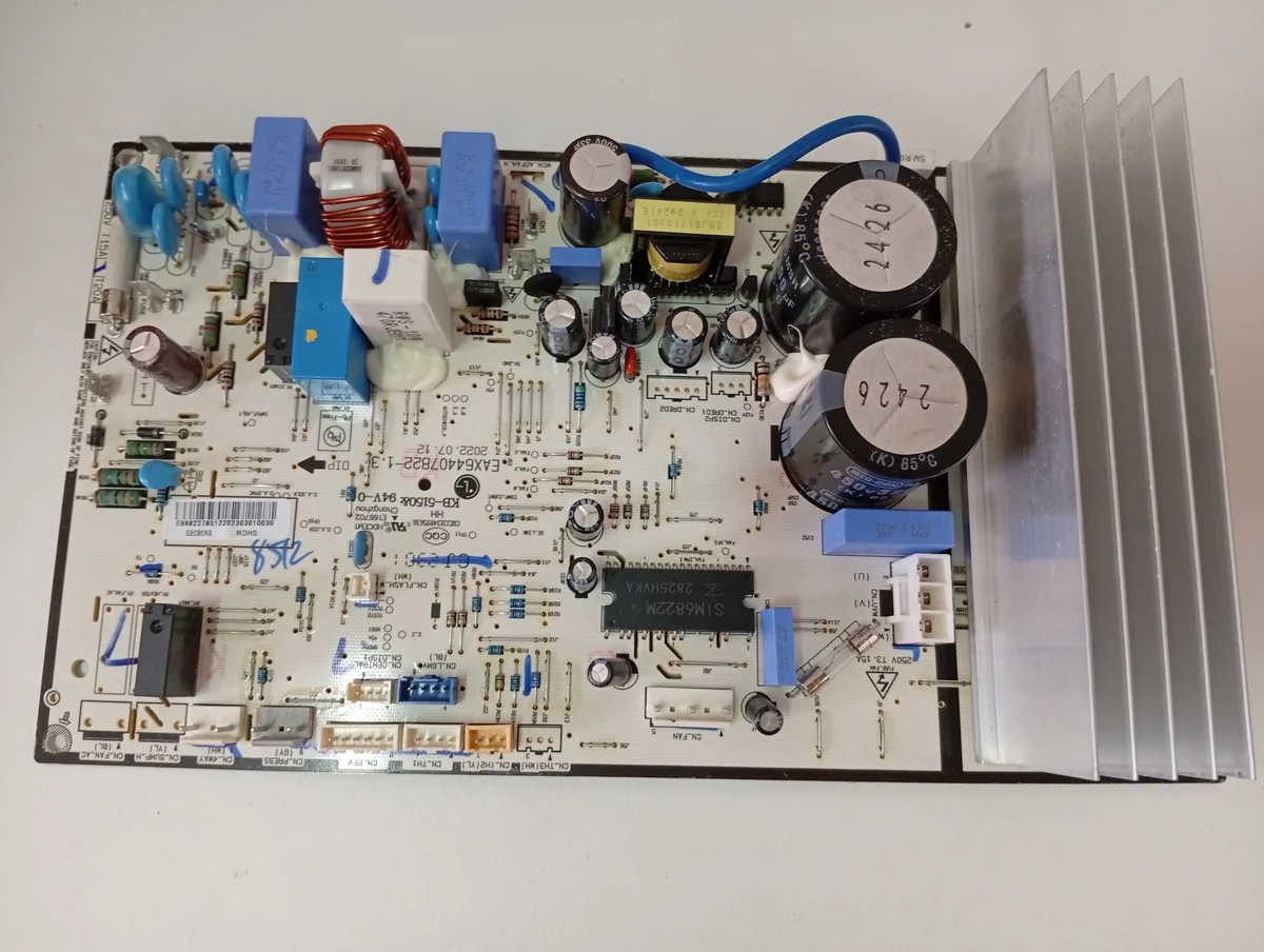 Placa Electrónica Aire Acondicionado EAX64407822-1.3v/EBR82278512