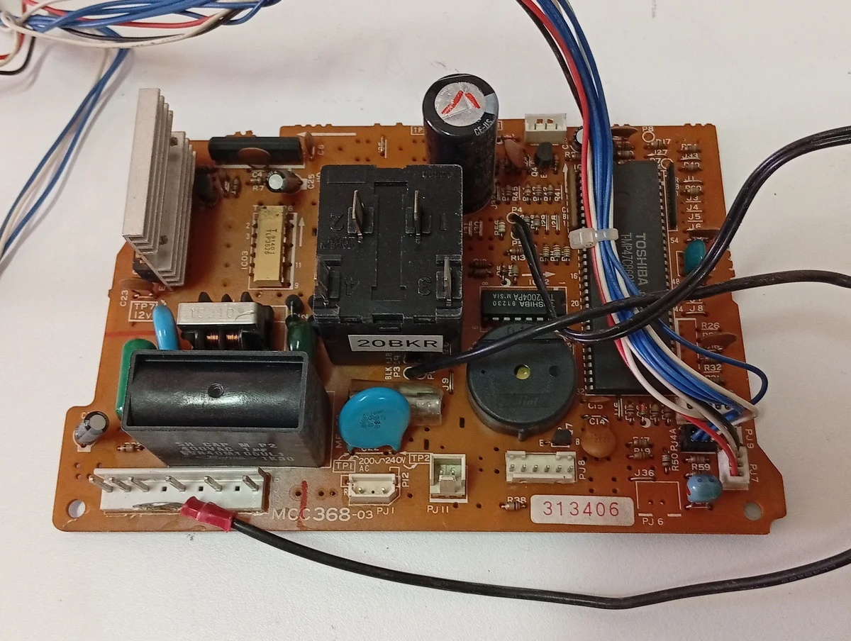 Placa Electrónica Aire Acondicionado MCC368-03