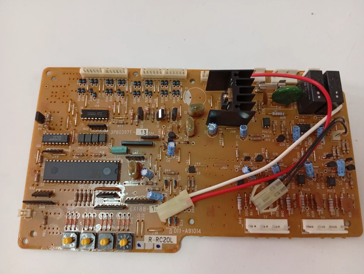 Placa Electrónica Aire Acondicionado 3PB03971-13/EXI88-13/D11-A91014/R RC20L