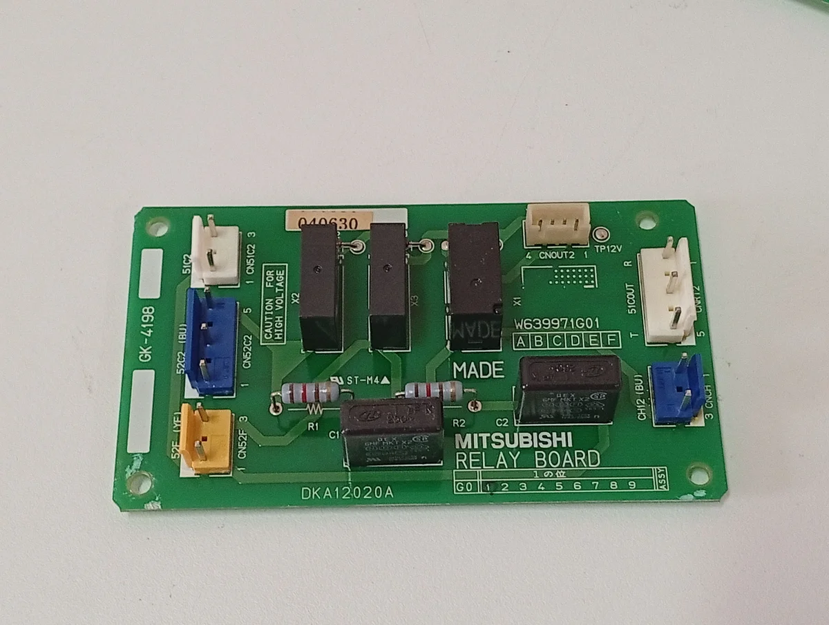 Placa Electrónica Aire Acondicionado GK-4198/040630/DKA12020A
