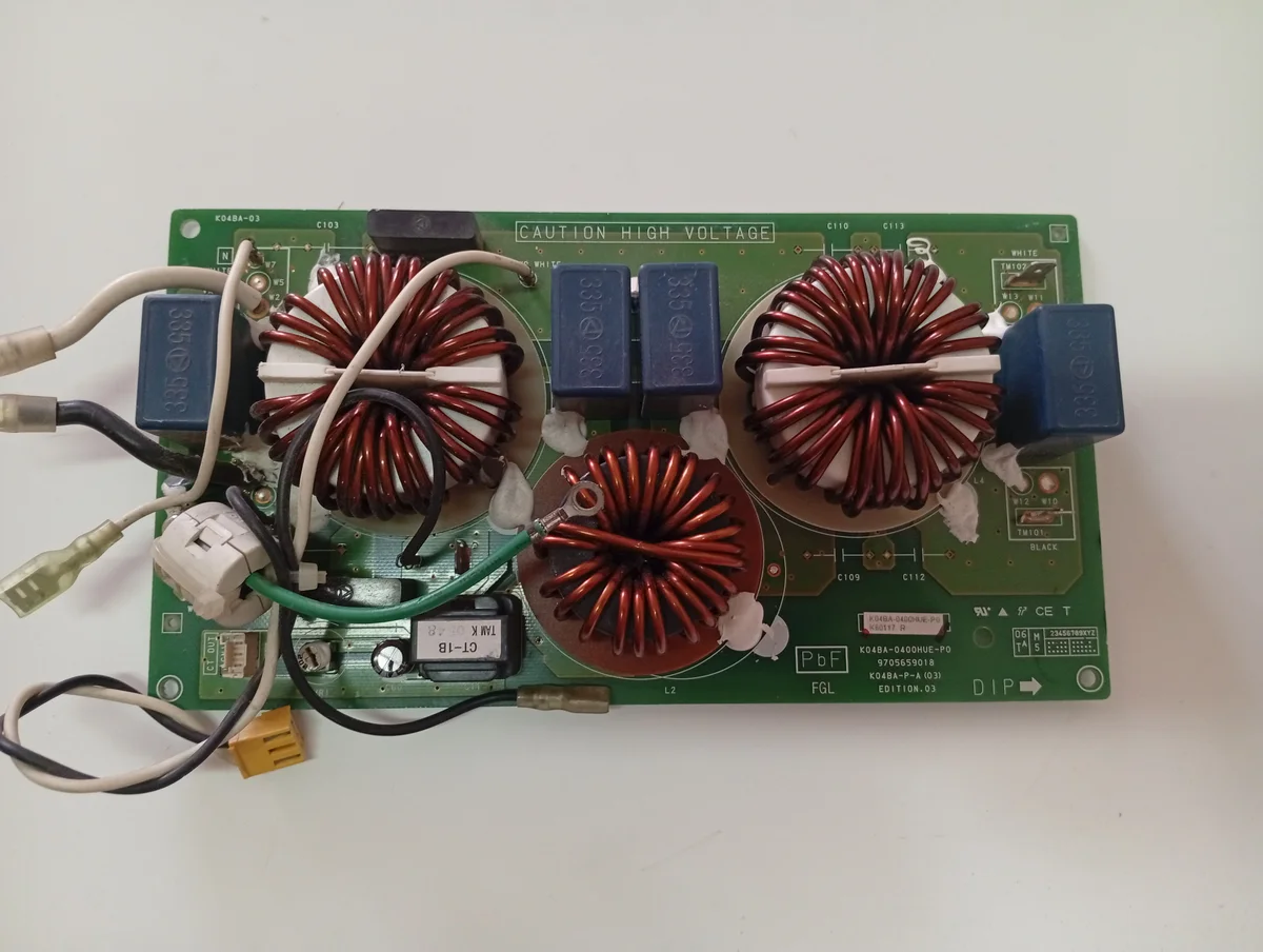 Placa Electrónica Aire Acondicionado K04BA-0400HUE-P0/K04BA-0400HUE-P0