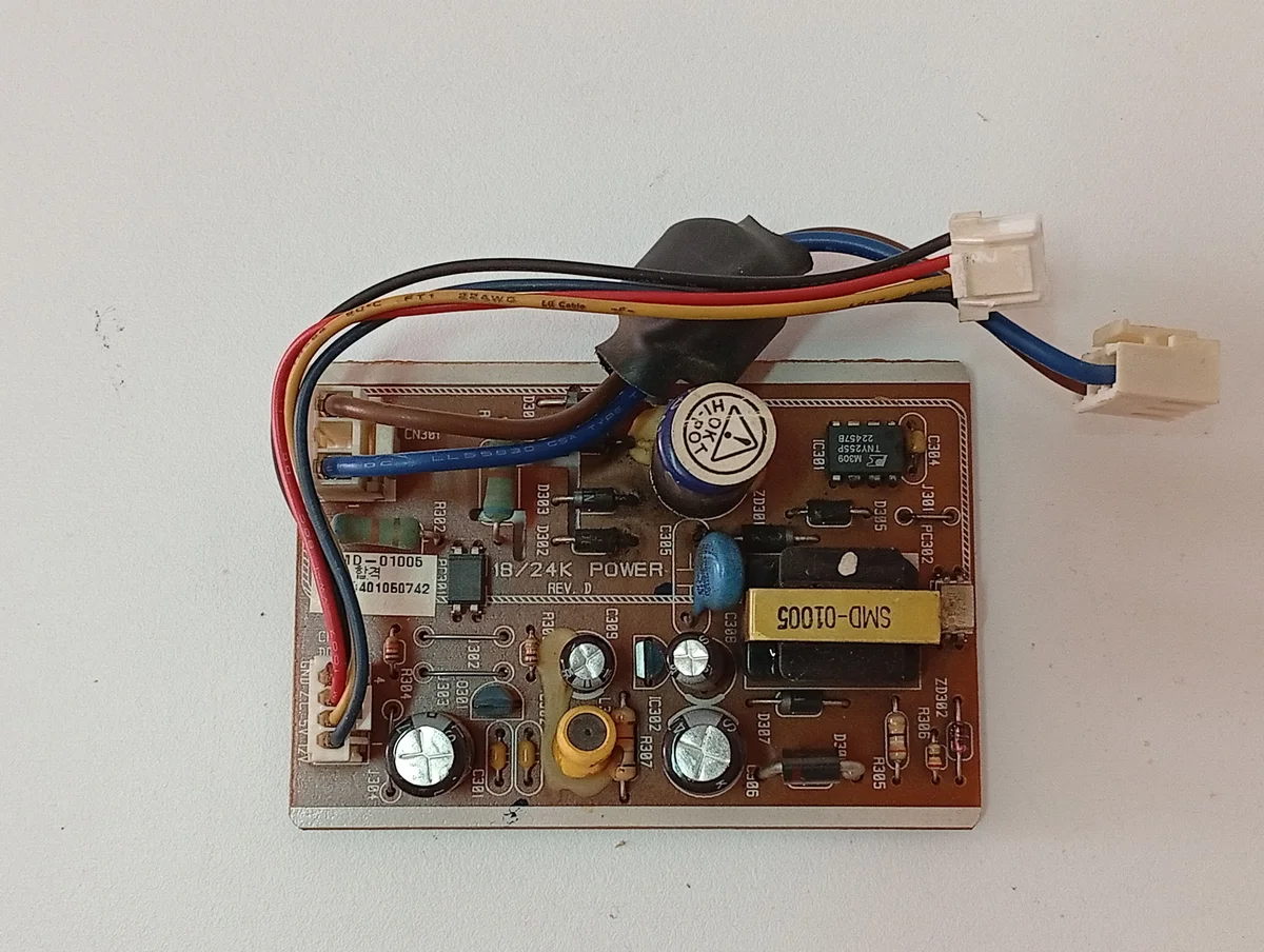 Placa Electrónica Aire Acondicionado 0401060742