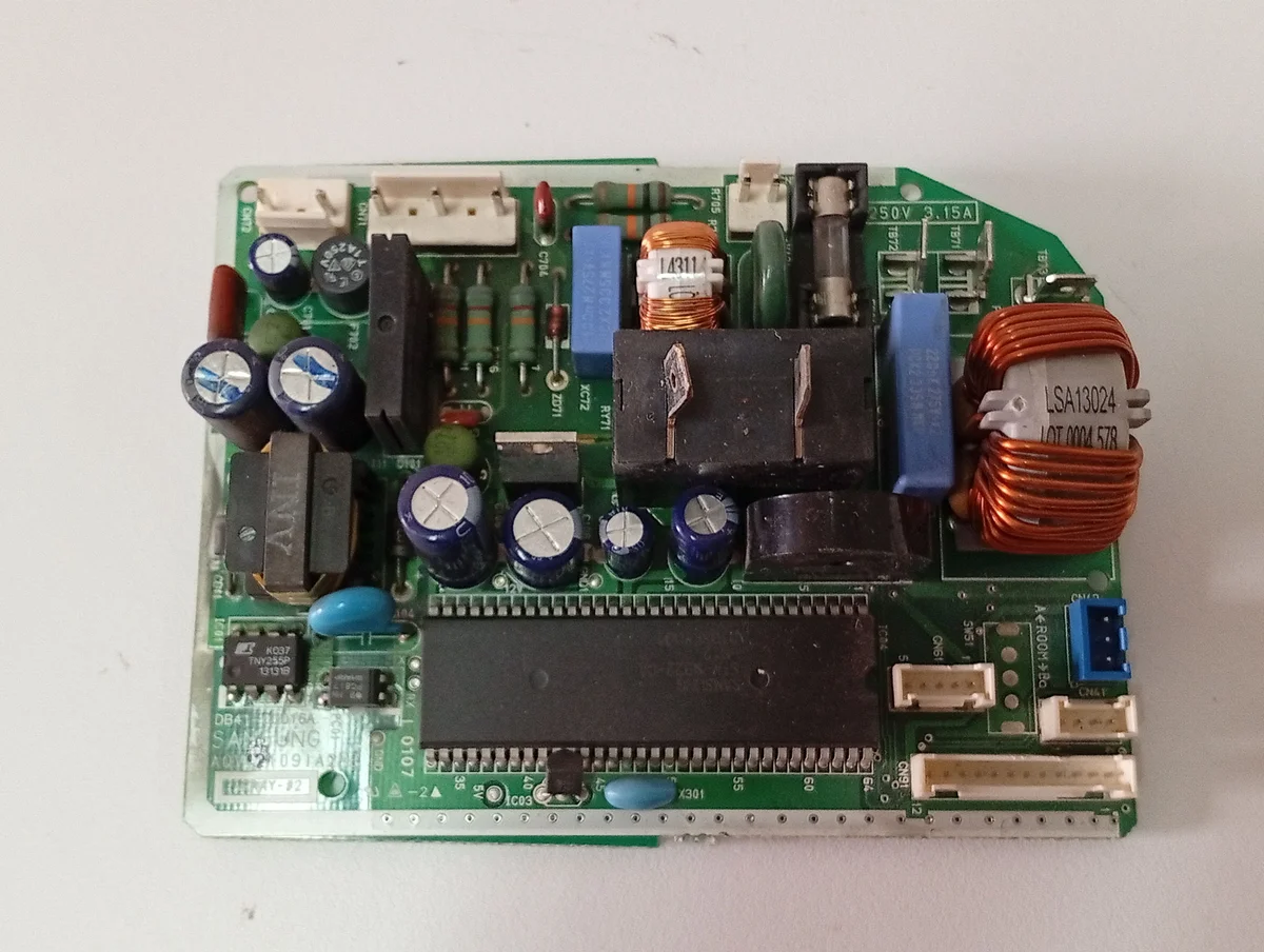 Placa Electrónica Aire Acondicionado DB41-00016A/AQV12(09)A2ME