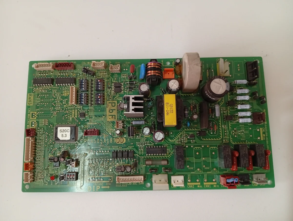 Placa Electrónica Aire Acondicionado PCA505A187DD