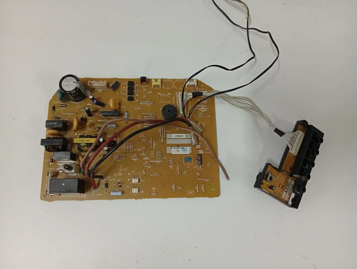 Placa Electrónica Aire Acondicionado A745211/A712795