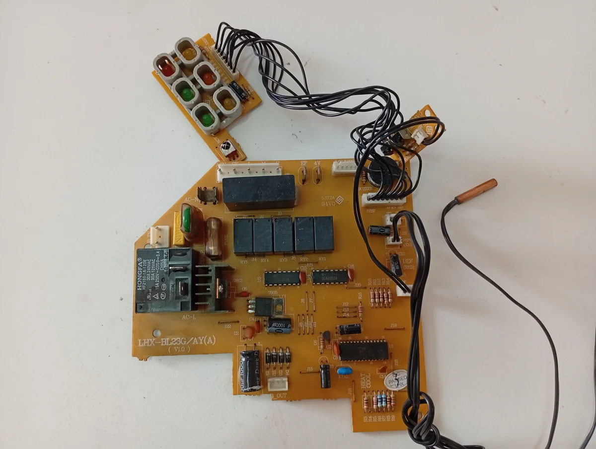 Placa Electrónica Aire Acondicionado LHX-BL23G/AY(A) (V1.0)