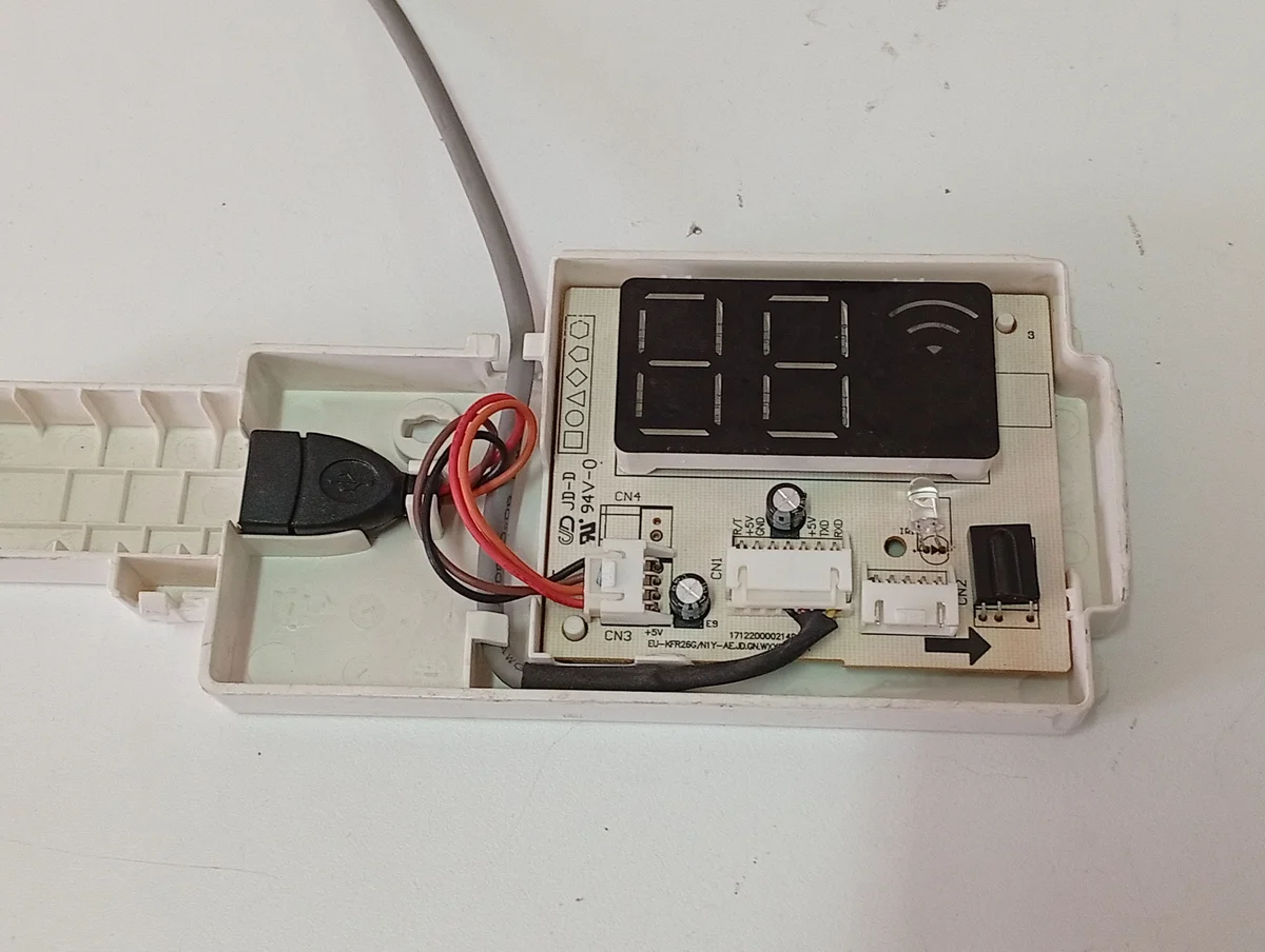 Placa Electrónica Aire Acondicionado 17122000021490/EU-KFR26G/N1Y-AE.JD.GN.WXXS.XP1